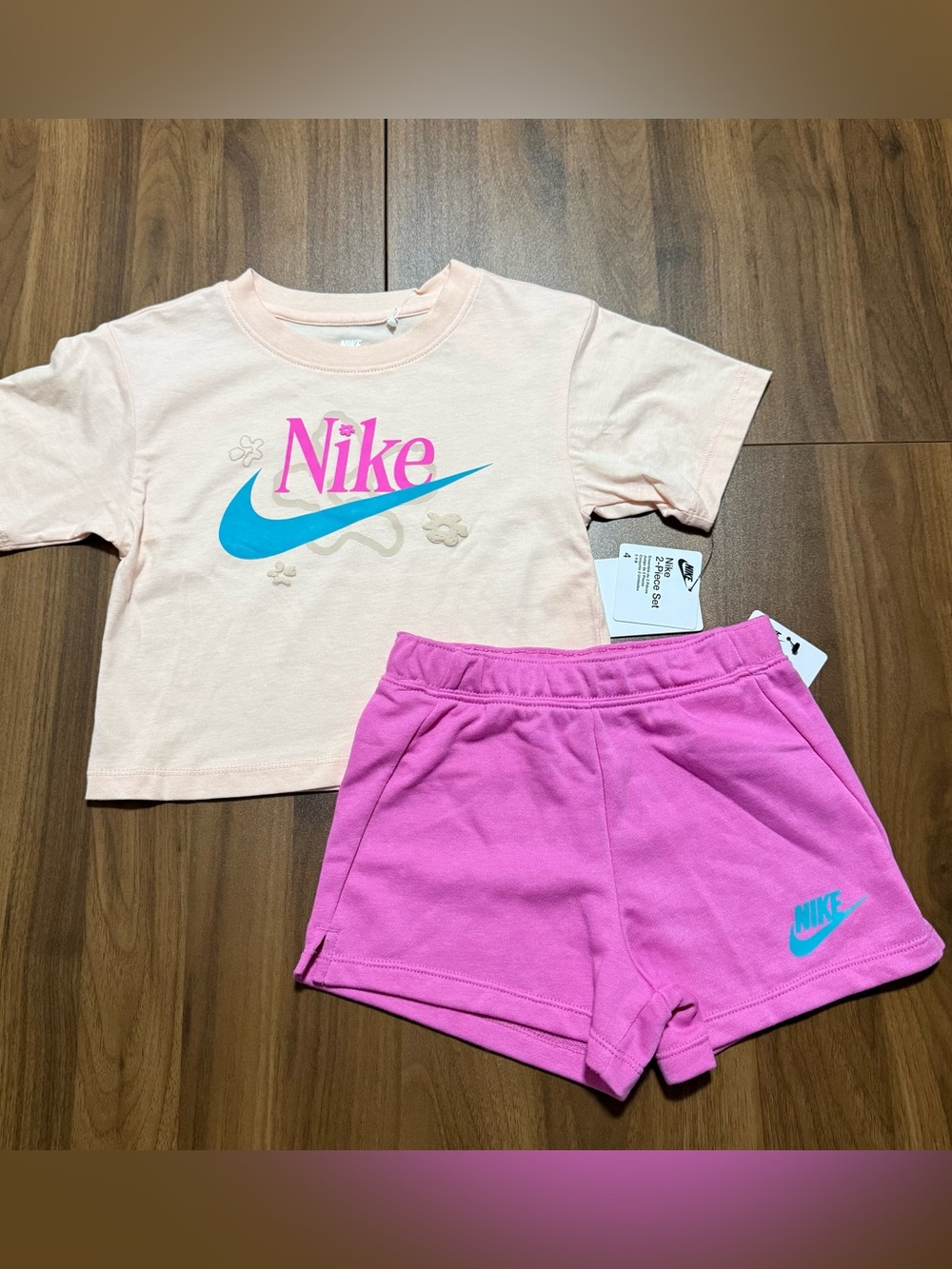 Nike Girls 2 Piece Matching Outfit Size 4 New